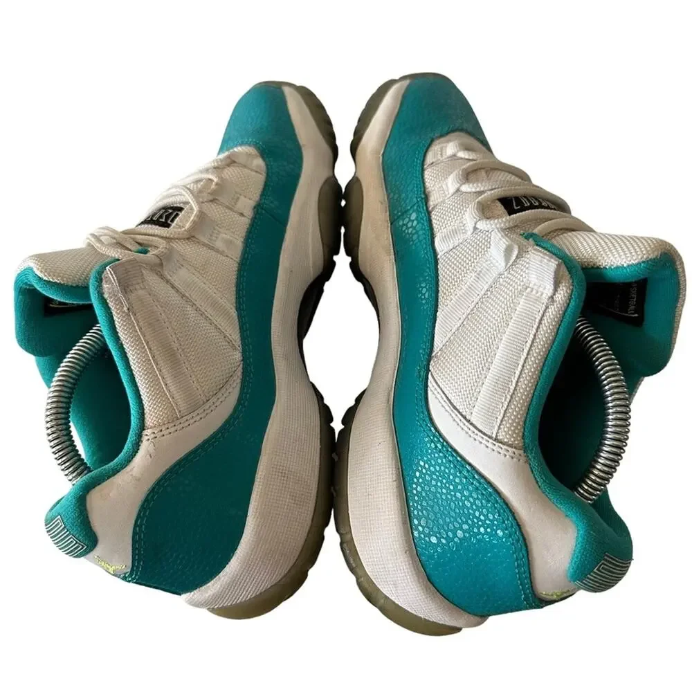 Nike kids air